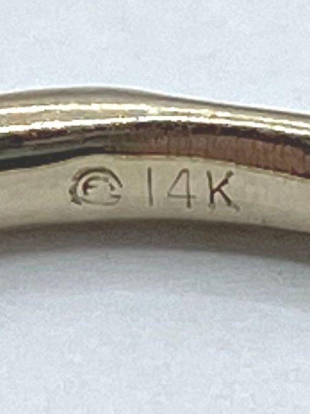 14K Yellow Gold Detailed Band Ring Size 7.25 - Picture 4 of 6